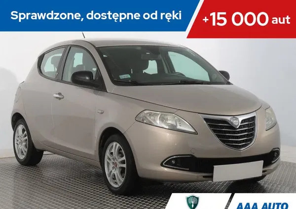 lancia ypsilon Lancia Ypsilon cena 22800 przebieg: 65190, rok produkcji 2012 z Prabuty